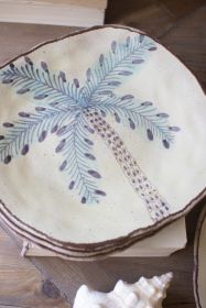 STONEWARE PLATE - PALM TREE