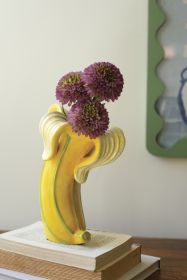 CERAMIC BANANA VASE (MIN 2)