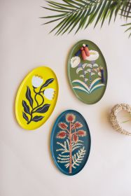 SET OF THREE HAND-PAINTED OVAL TRAYS - BOTANICAL