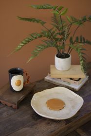 CERAMIC FRIED EGG PLATTER (Color: Multi, Material: Ceramic)